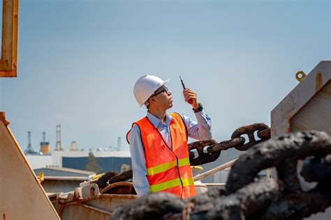 DROP CREW WORKER .